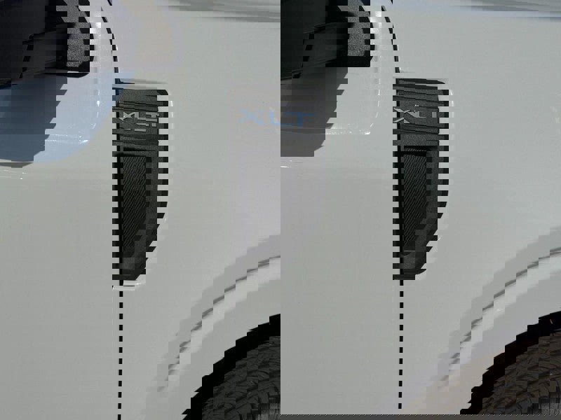 Used 2024 Ford Maverick XLT w/ XLT Luxury Package image 3