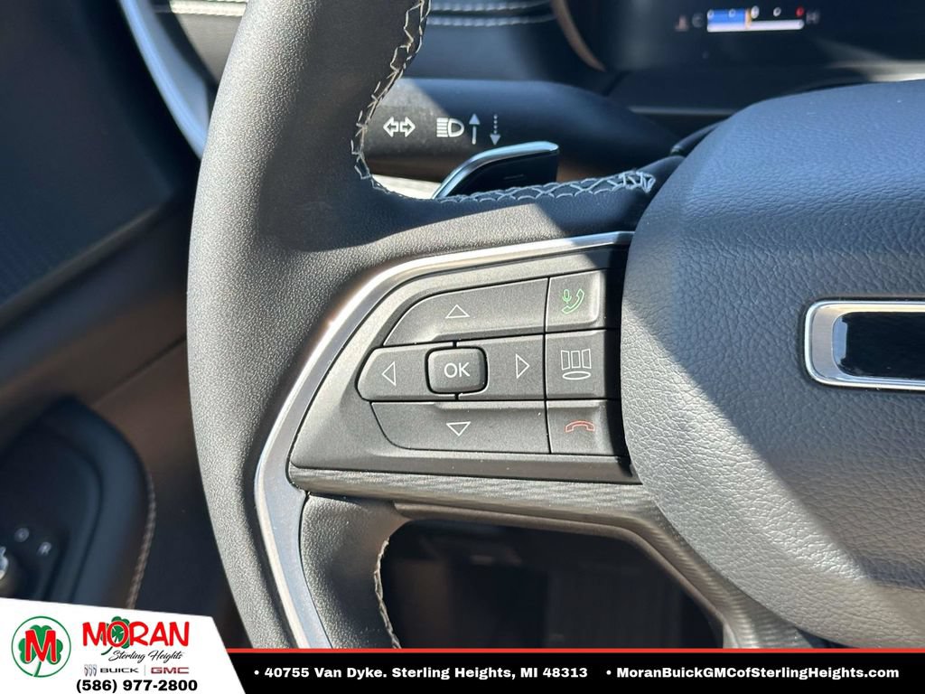 Used 2023 Jeep Grand Cherokee Altitude AWD/4WD image 21