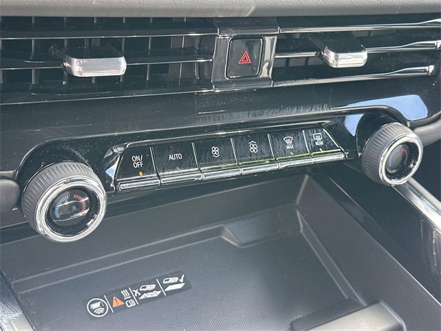 Used 2025 Chevrolet Tahoe RST image 39