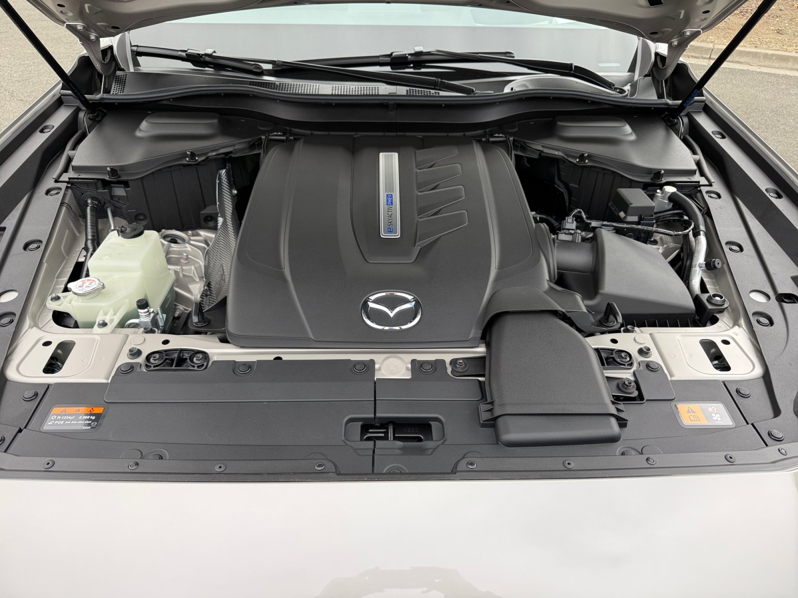 New 2026 MAZDA CX-90 Plug-In Hybrid w/Premium Sport AWD/4WD image 20