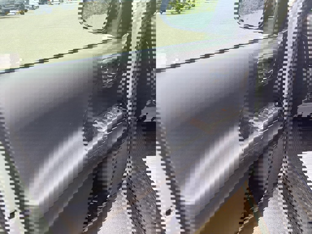 Used 2022 Toyota Tacoma TRD Sport image 11