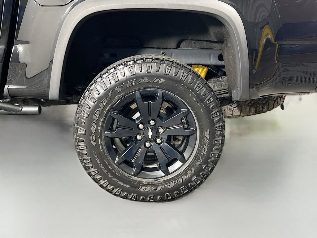 Used 2022 Chevrolet Colorado ZR2 w/ ZR2 Midnight Special Edition AWD/4WD image 29