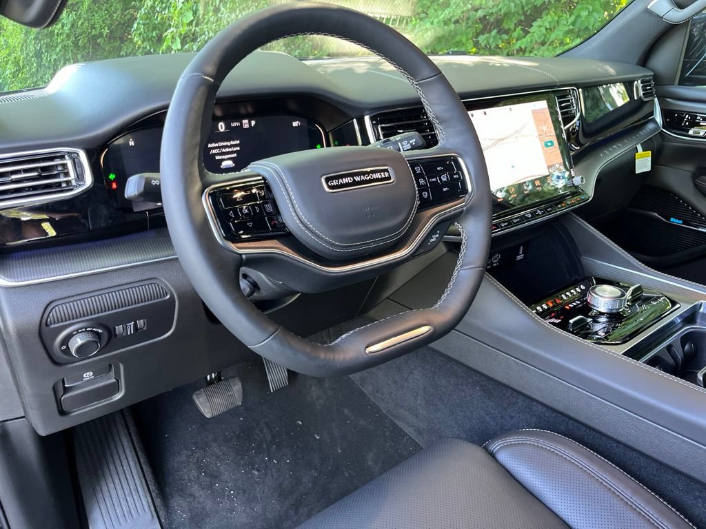 New 2026 Jeep Grand Wagoneer Summit w/ Premium Group III AWD/4WD image 3