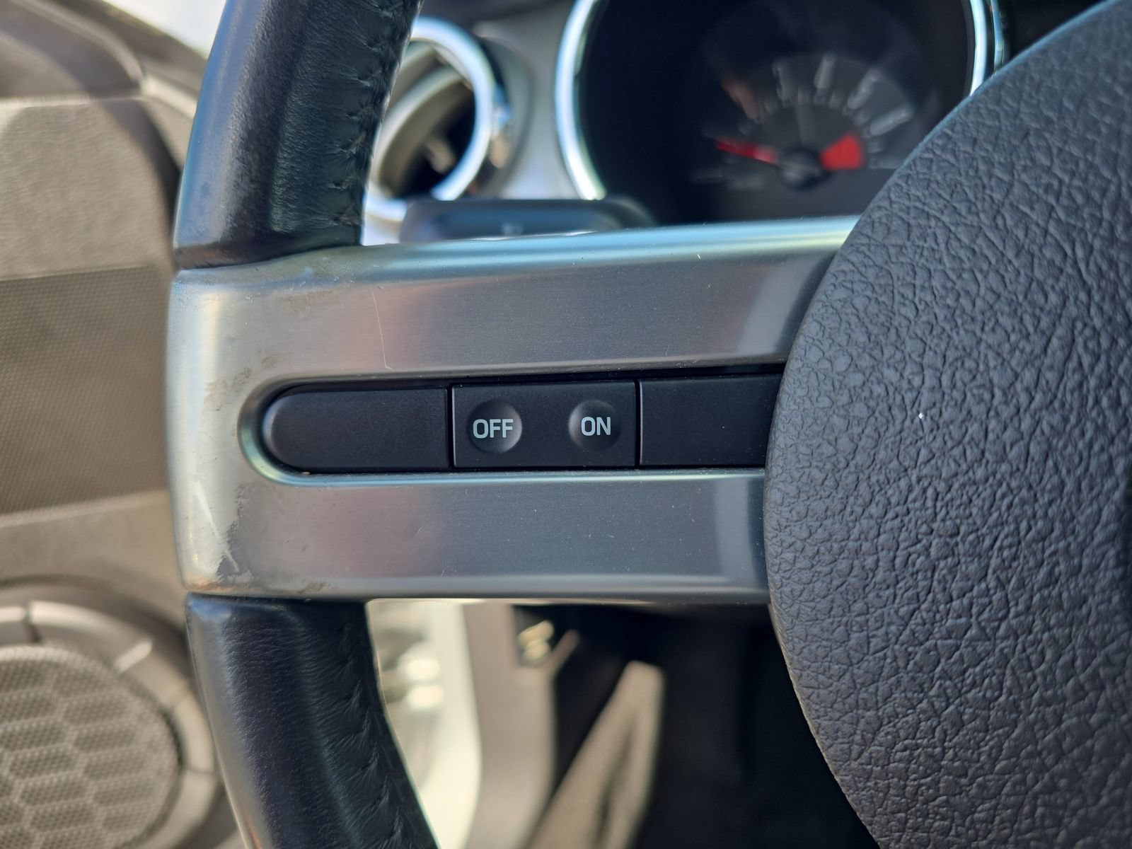 Used 2007 Ford Mustang Premium RWD image 18
