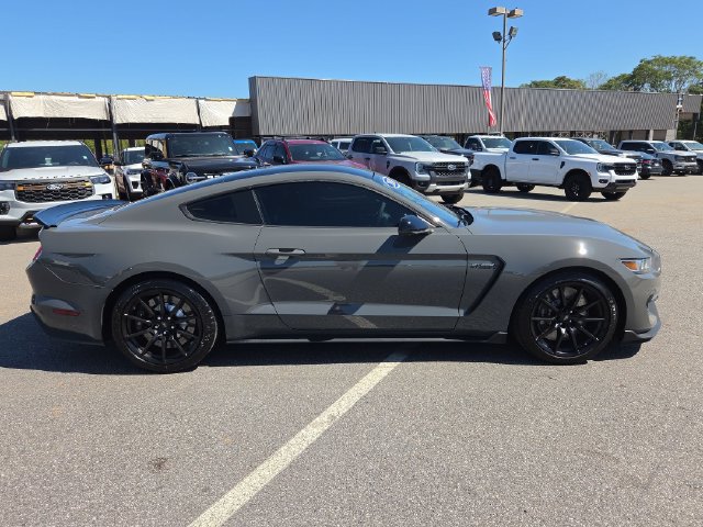 Used 2018 Ford Mustang Shelby GT350 w/ Electronics Package RWD image 2