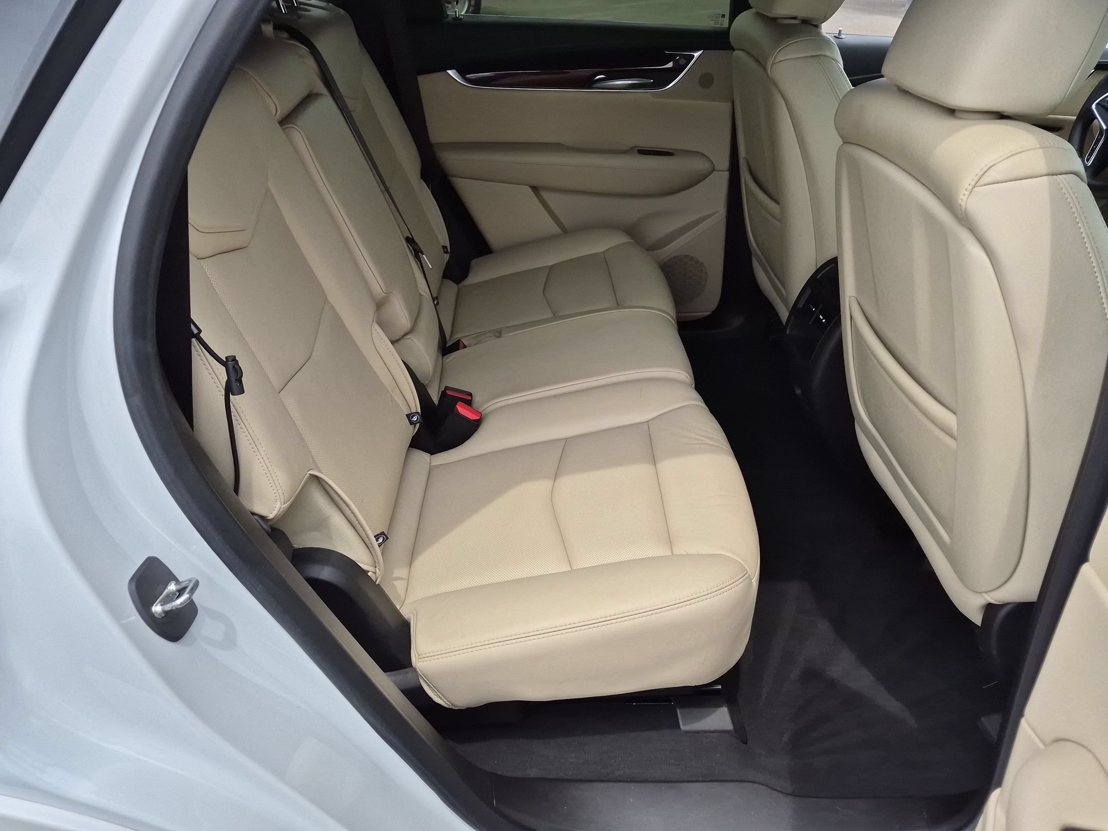 Certified 2019 Cadillac XT5 Luxury AWD/4WD image 27