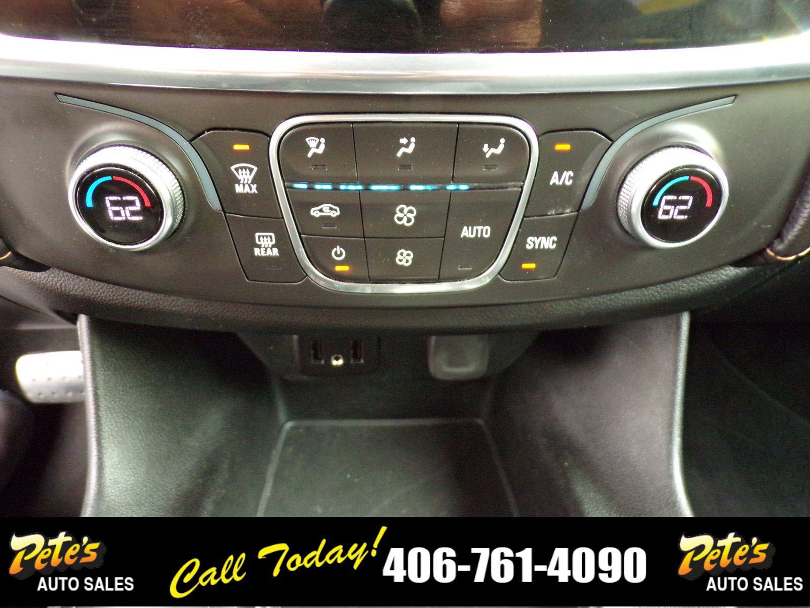 Used 2019 Chevrolet Traverse LS AWD/4WD image 29