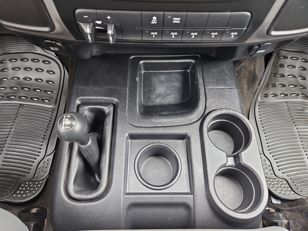 Used 2016 RAM 3500 Tradesman image 36