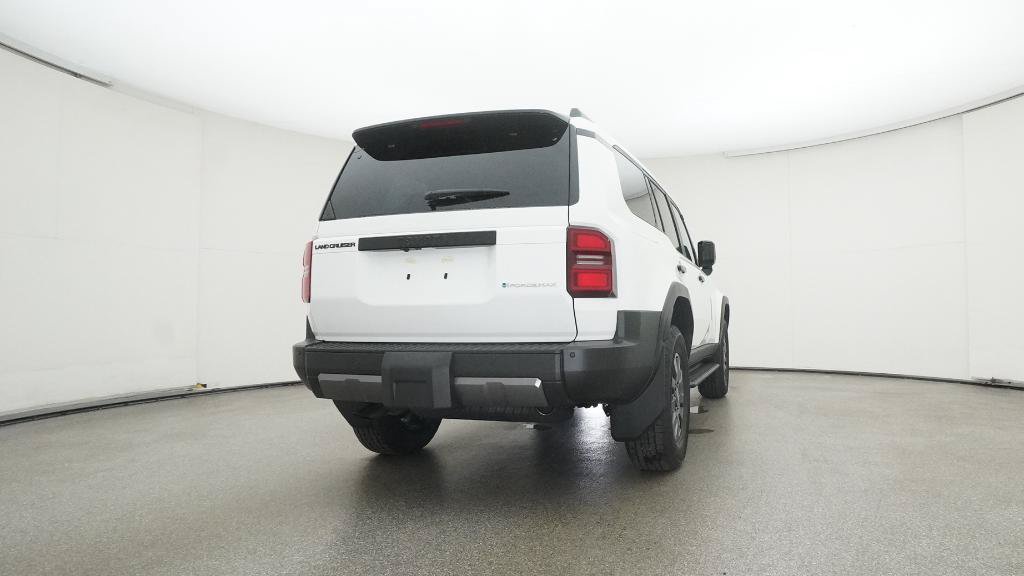 New 2025 Toyota Land Cruiser w/ Premium Package AWD/4WD image 27