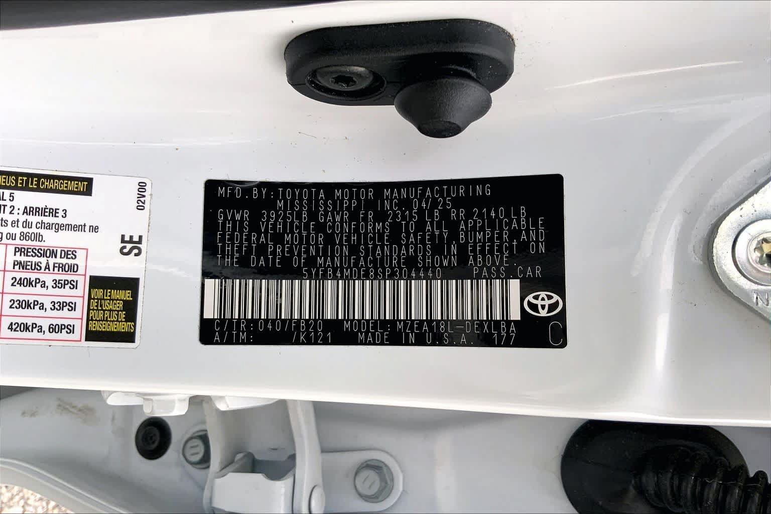 Used 2025 Toyota Corolla LE FWD image 36