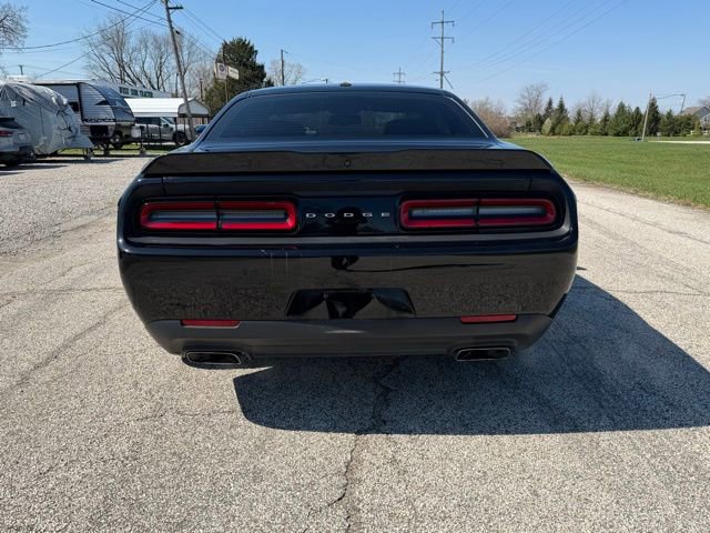 Used 2018 Dodge Challenger R/T w/ Sound Group image 9