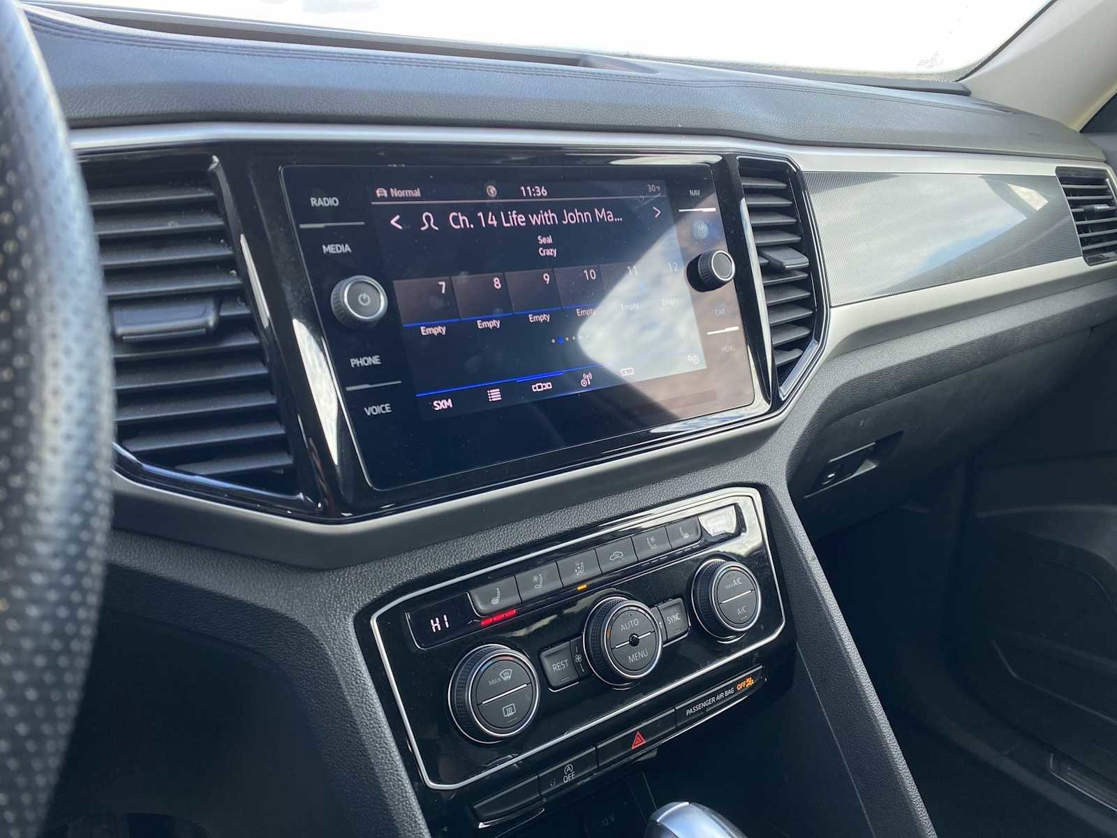 Used 2023 Volkswagen Atlas SEL Premium image 19