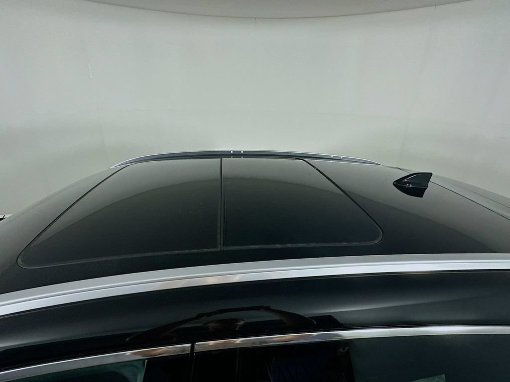 New 2026 Nissan Kicks SR w/ SR Premium Package FWD image 29