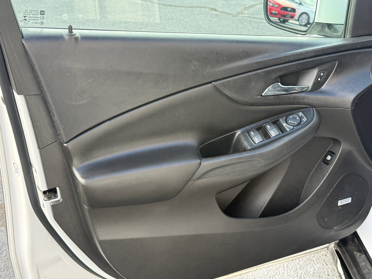 Used 2017 Chevrolet Volt Premier w/ Driver Confidence II Package image 8