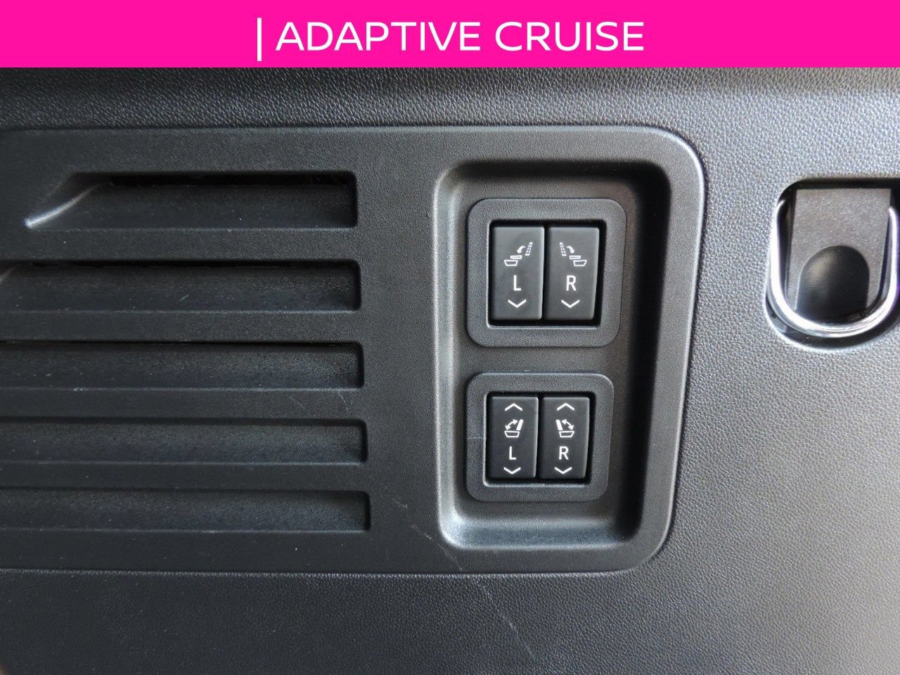 Used 2024 Chevrolet Traverse RS w/ LPO, Floor Liner Package FWD image 13