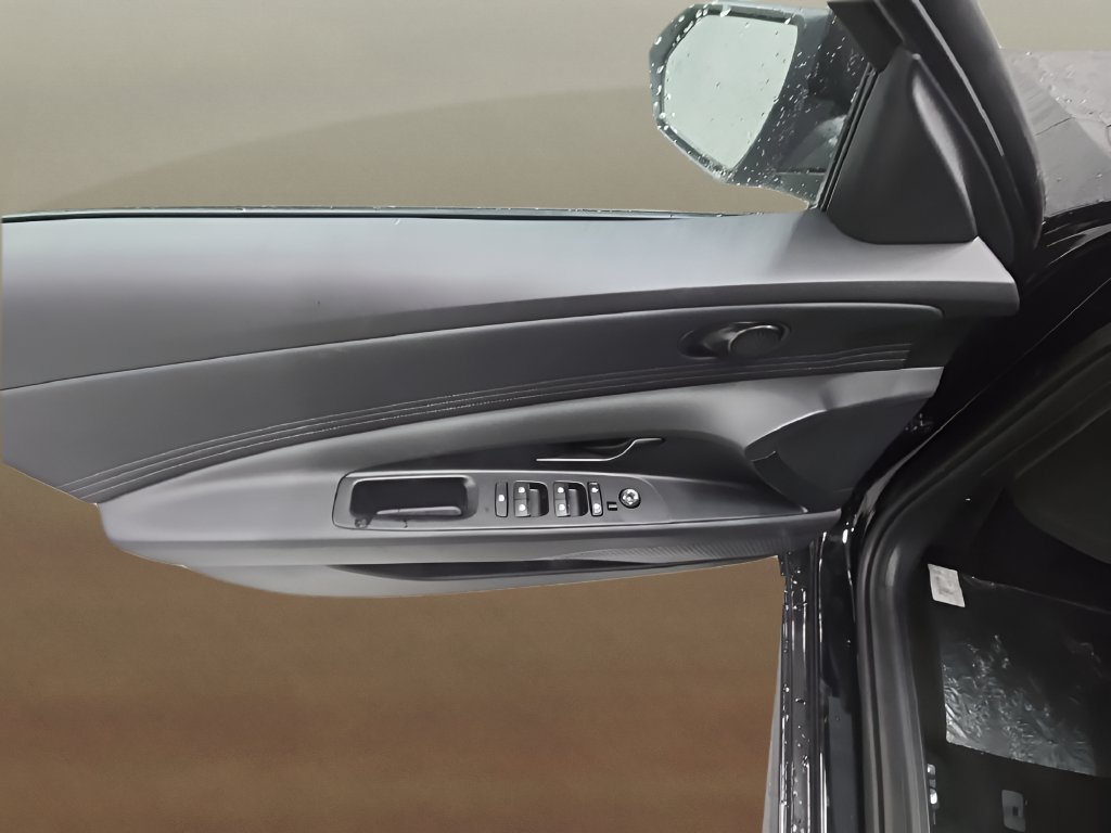 New 2026 Hyundai Elantra SEL Sport FWD image 10