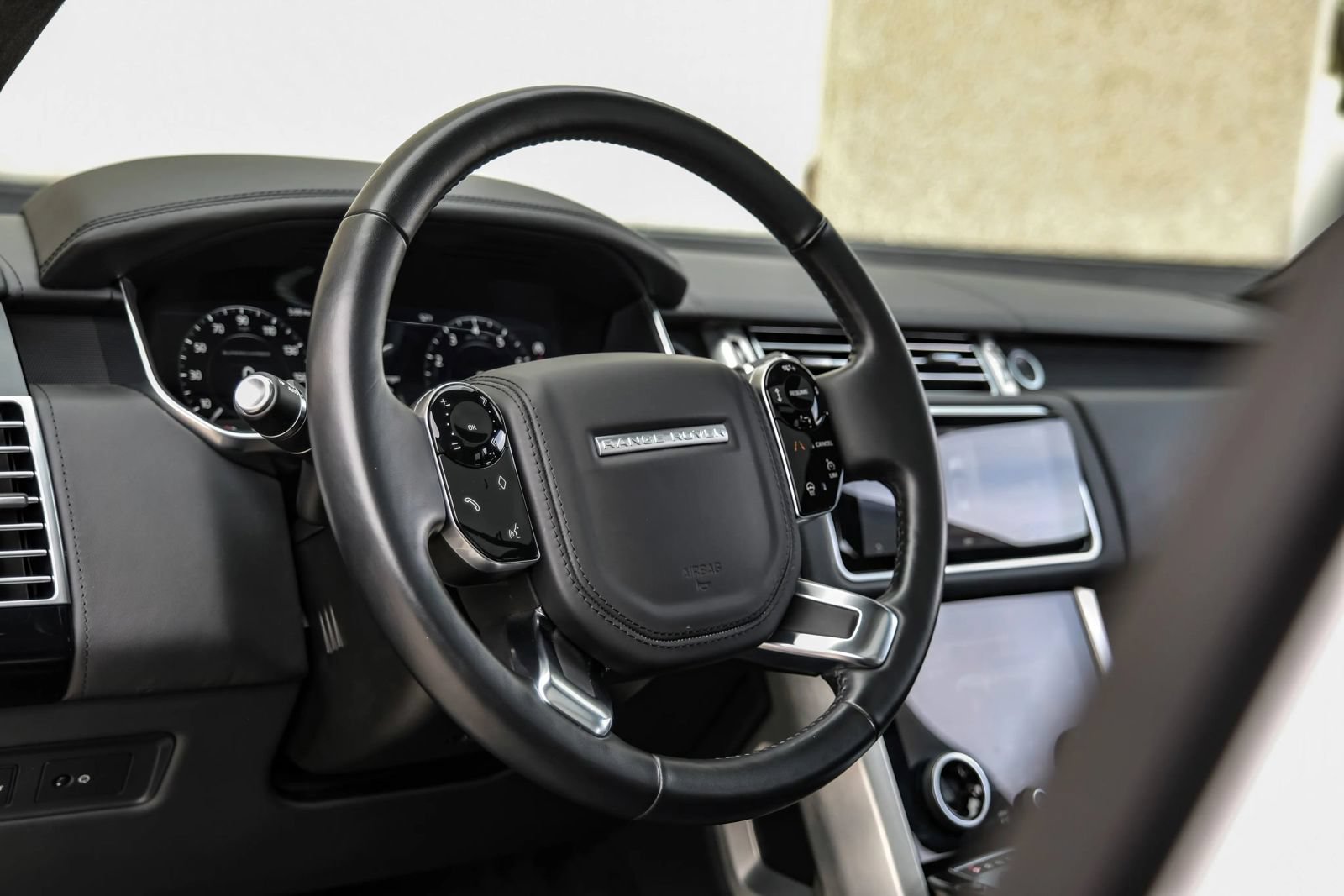 Used 2018 Land Rover Range Rover Autobiography AWD/4WD image 13