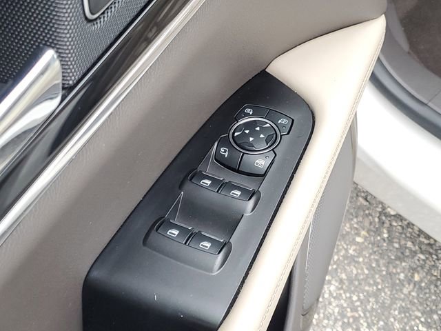 Certified 2023 Lincoln Nautilus FWD w/ Premium Package image 9