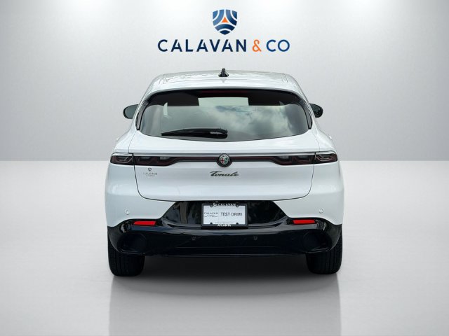 Used 2025 Alfa Romeo Tonale AWD/4WD image 8