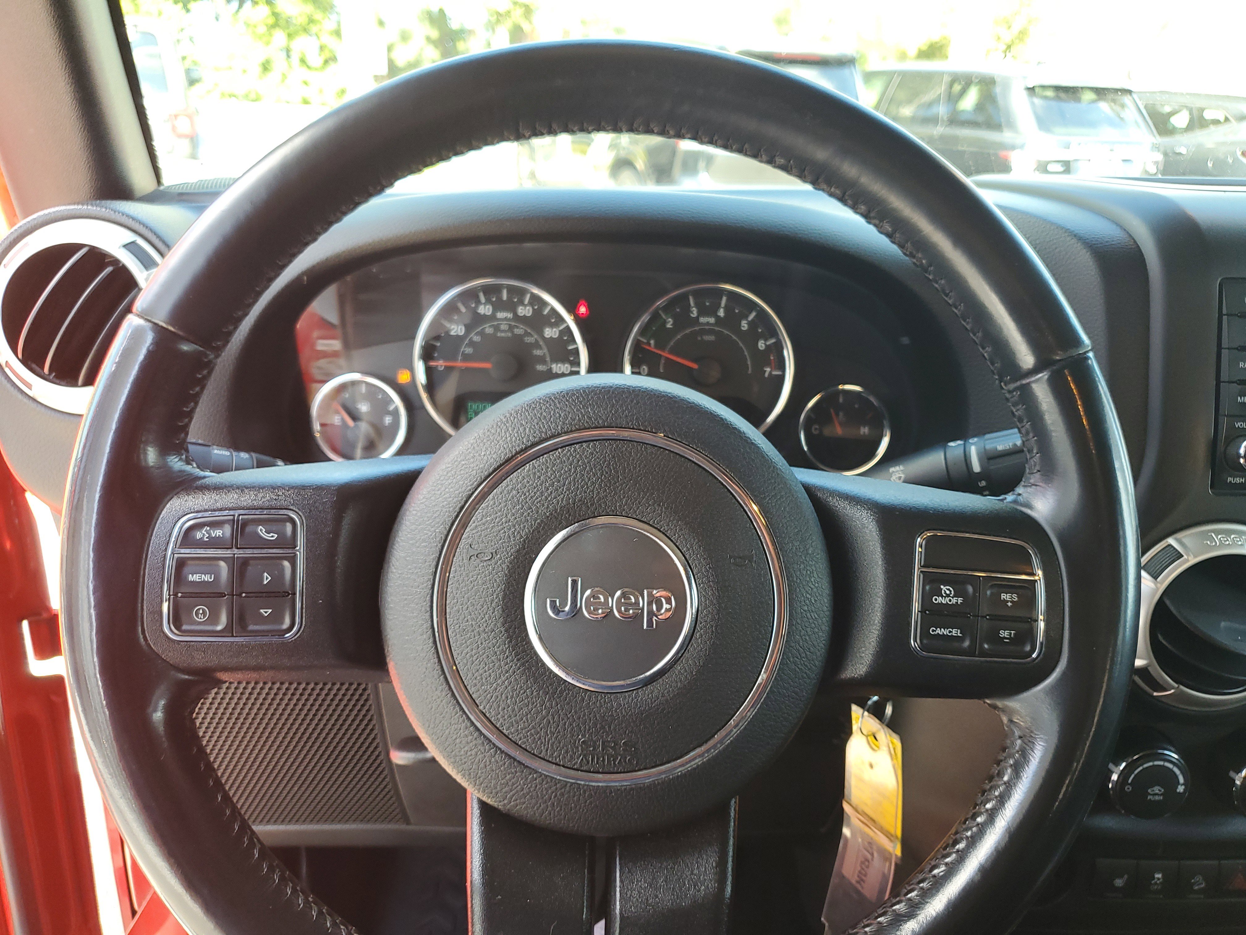 Used 2017 Jeep Wrangler Unlimited Sahara w/ Connectivity Group image 21