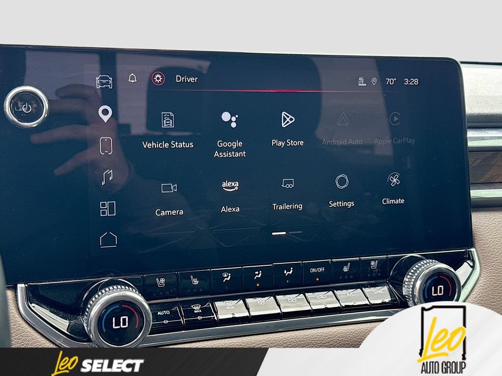 Used 2024 GMC Canyon Denali AWD/4WD image 17