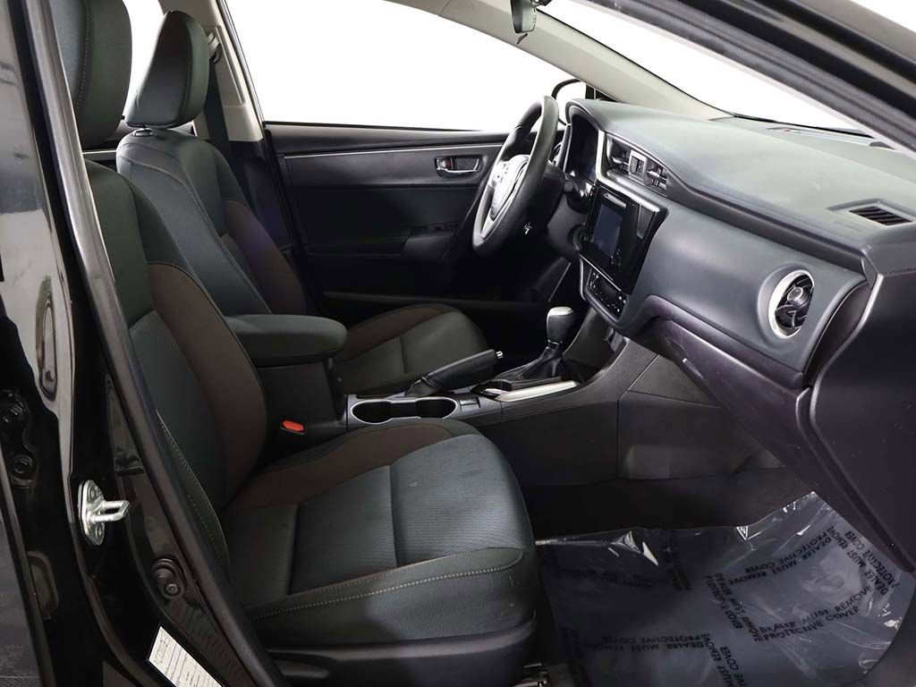 Used 2019 Toyota Corolla LE FWD image 28