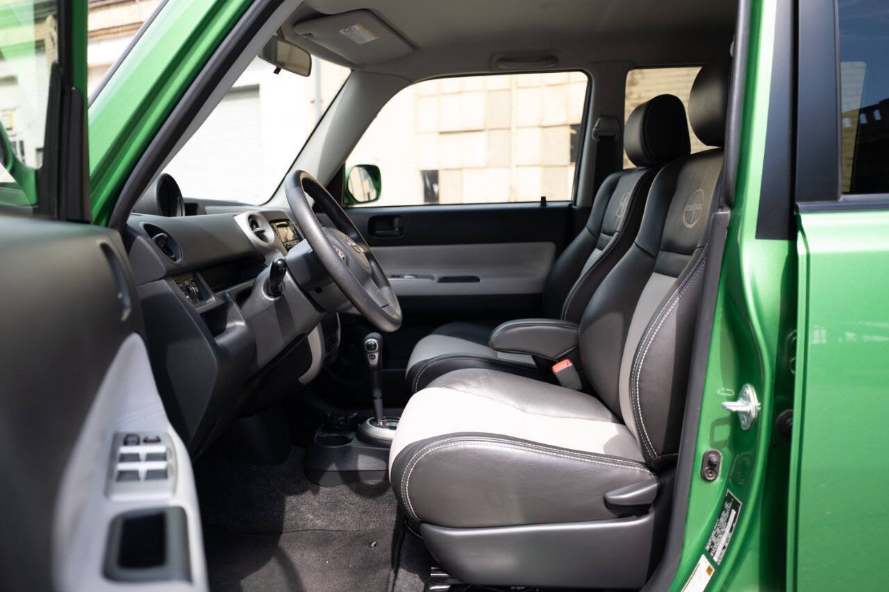 Used 2006 Scion xB FWD image 65