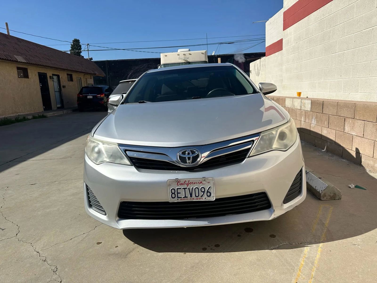 Used 2014 Toyota Camry LE image 10