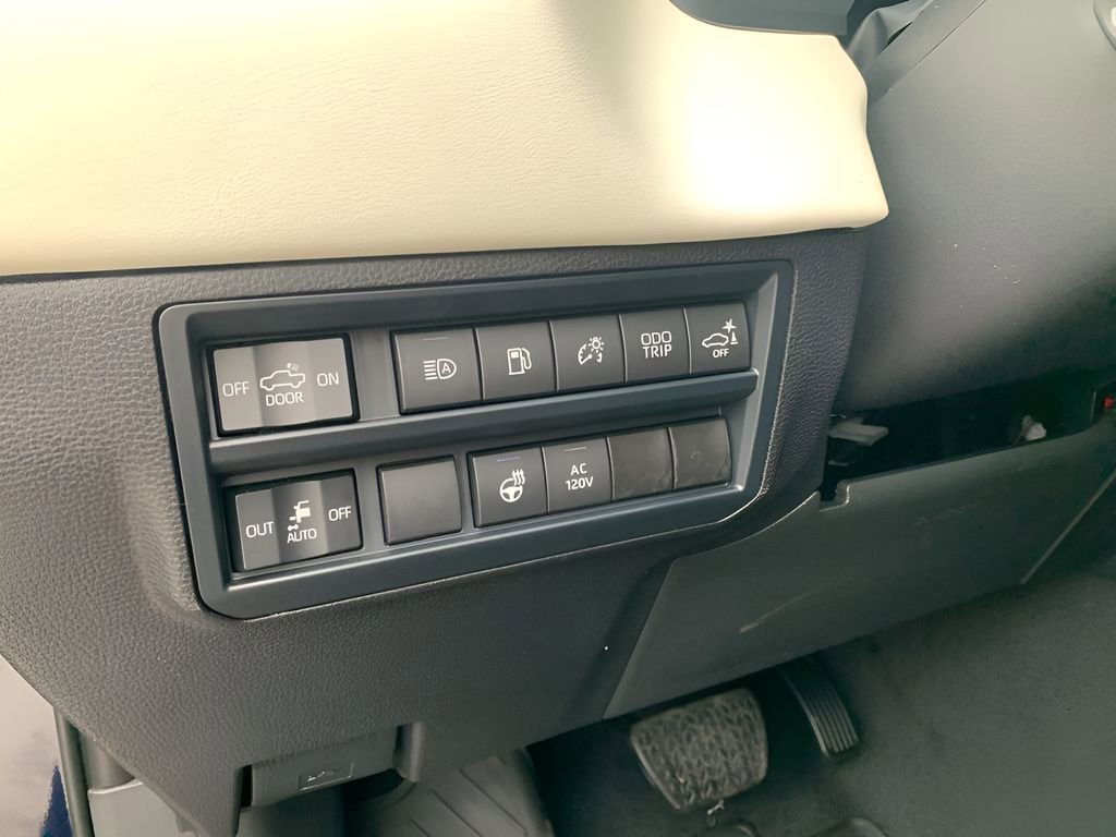 New 2025 Toyota Tundra Capstone image 28