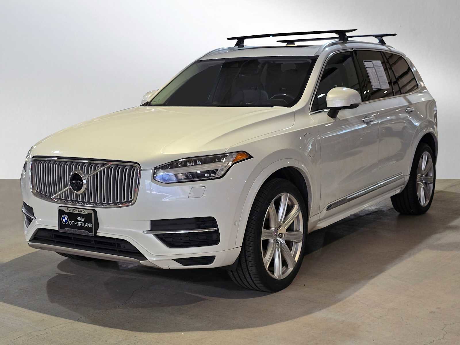 Used 2017 Volvo XC90 T8 Inscription w/ Luxury Package image 7