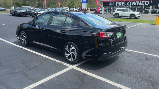 Used 2025 Subaru Legacy Premium AWD/4WD image 7