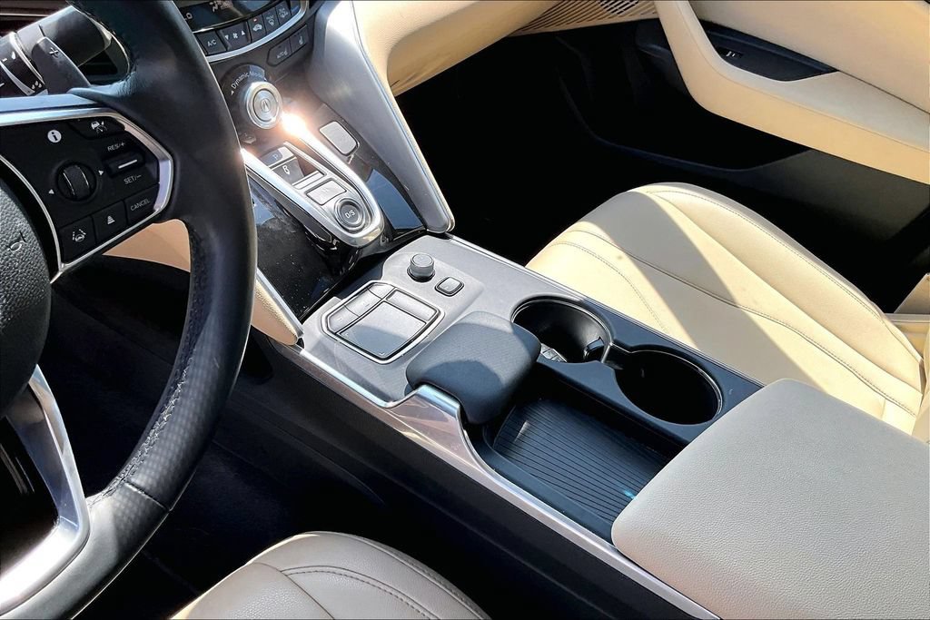 Used 2023 Acura TLX FWD image 16