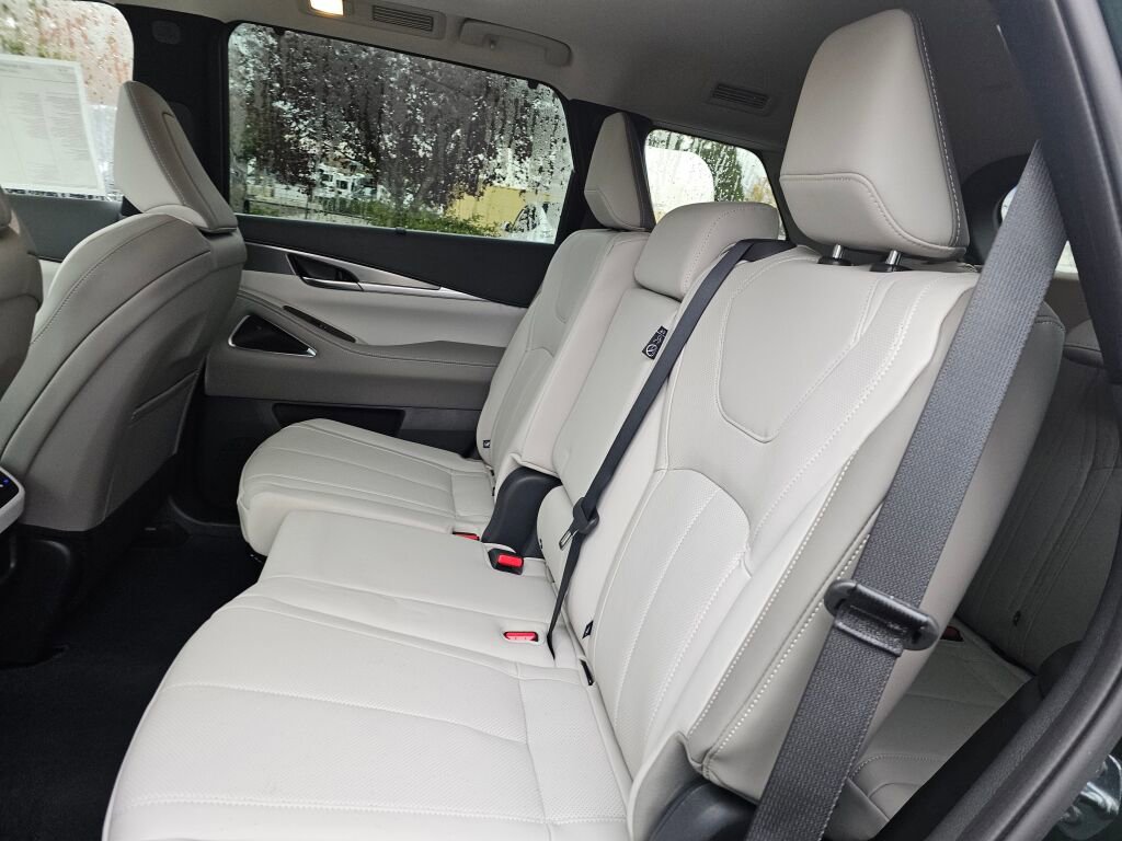New 2026 INFINITI QX60 Luxe w/ Cargo Package image 22