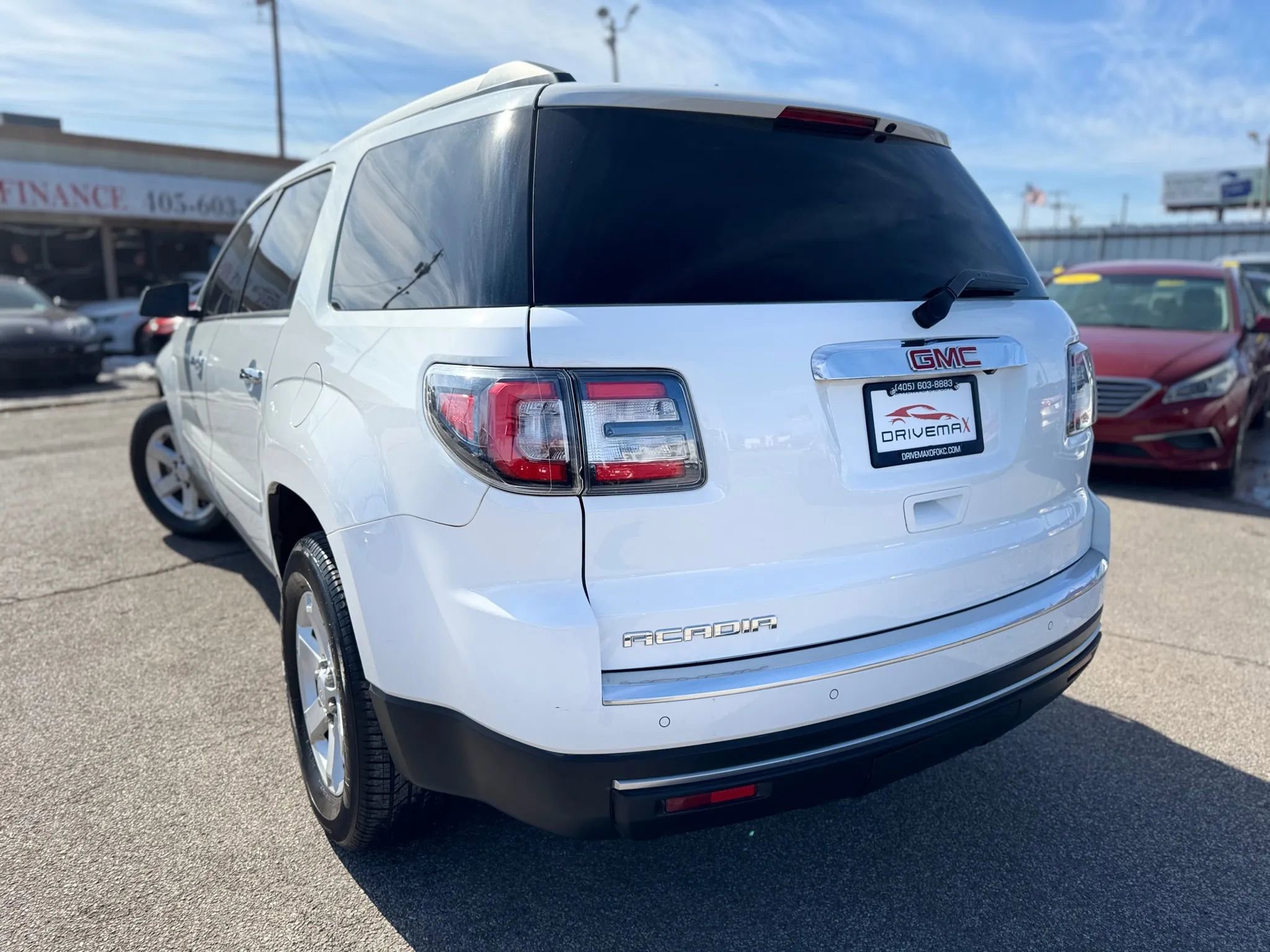 Used 2016 GMC Acadia SLE image 5
