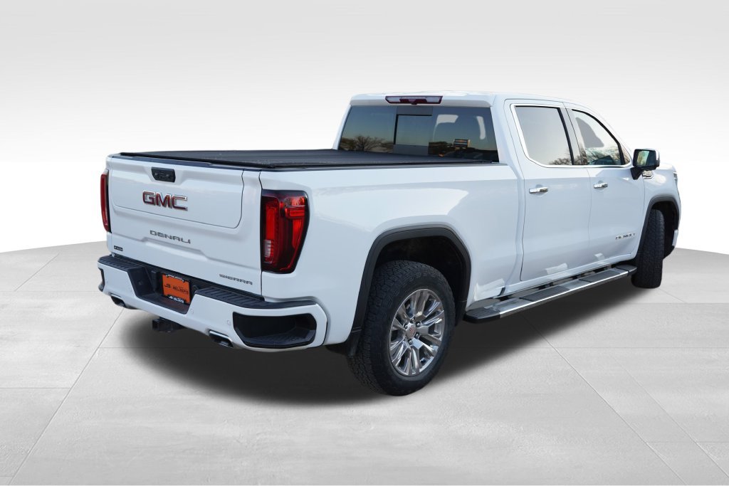 Used 2024 GMC Sierra 1500 Denali AWD/4WD image 5