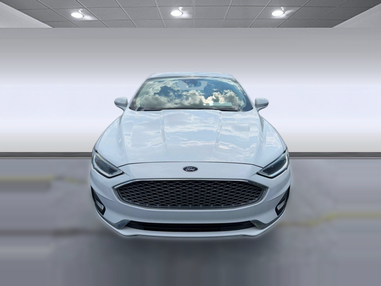 Used 2019 Ford Fusion Energi Titanium FWD image 4