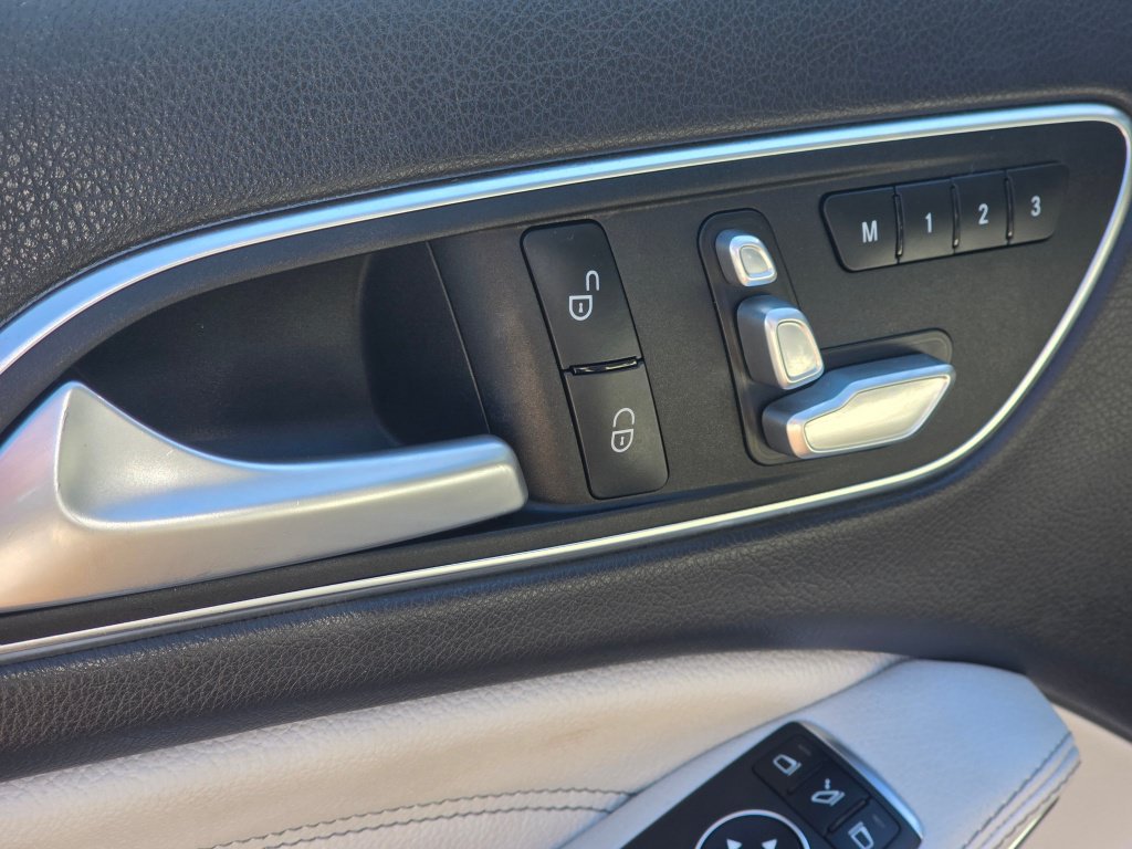Used 2019 Mercedes-Benz GLA 250 image 35