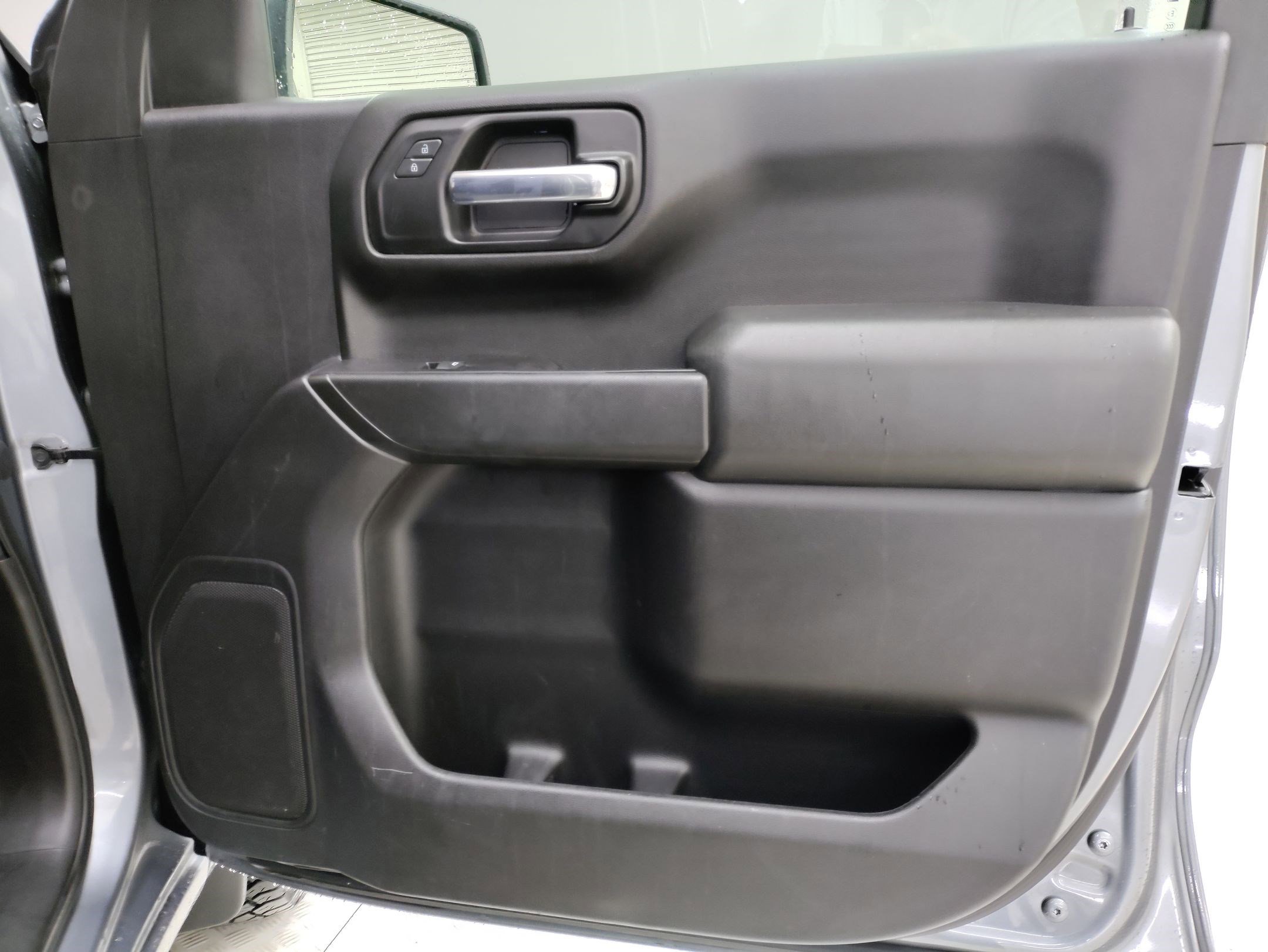 Used 2020 Chevrolet Silverado 1500 Custom Trail Boss w/ Custom Convenience Package image 25