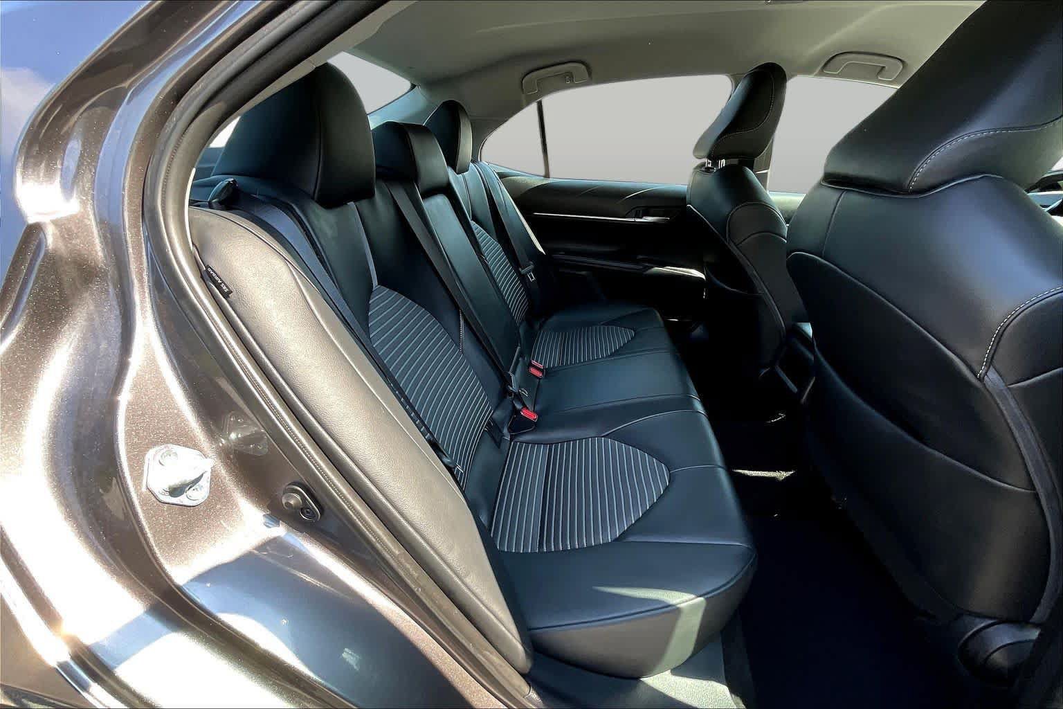 Used 2023 Toyota Camry SE FWD image 20