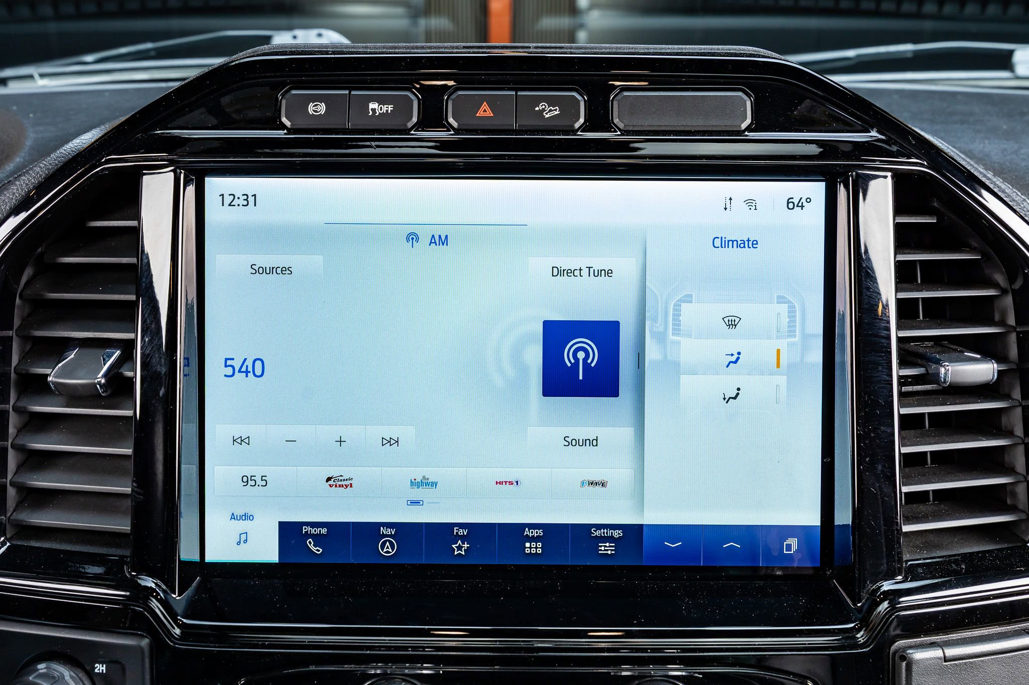 Used 2022 Ford F250 Lariat w/ Black Appearance Package image 24