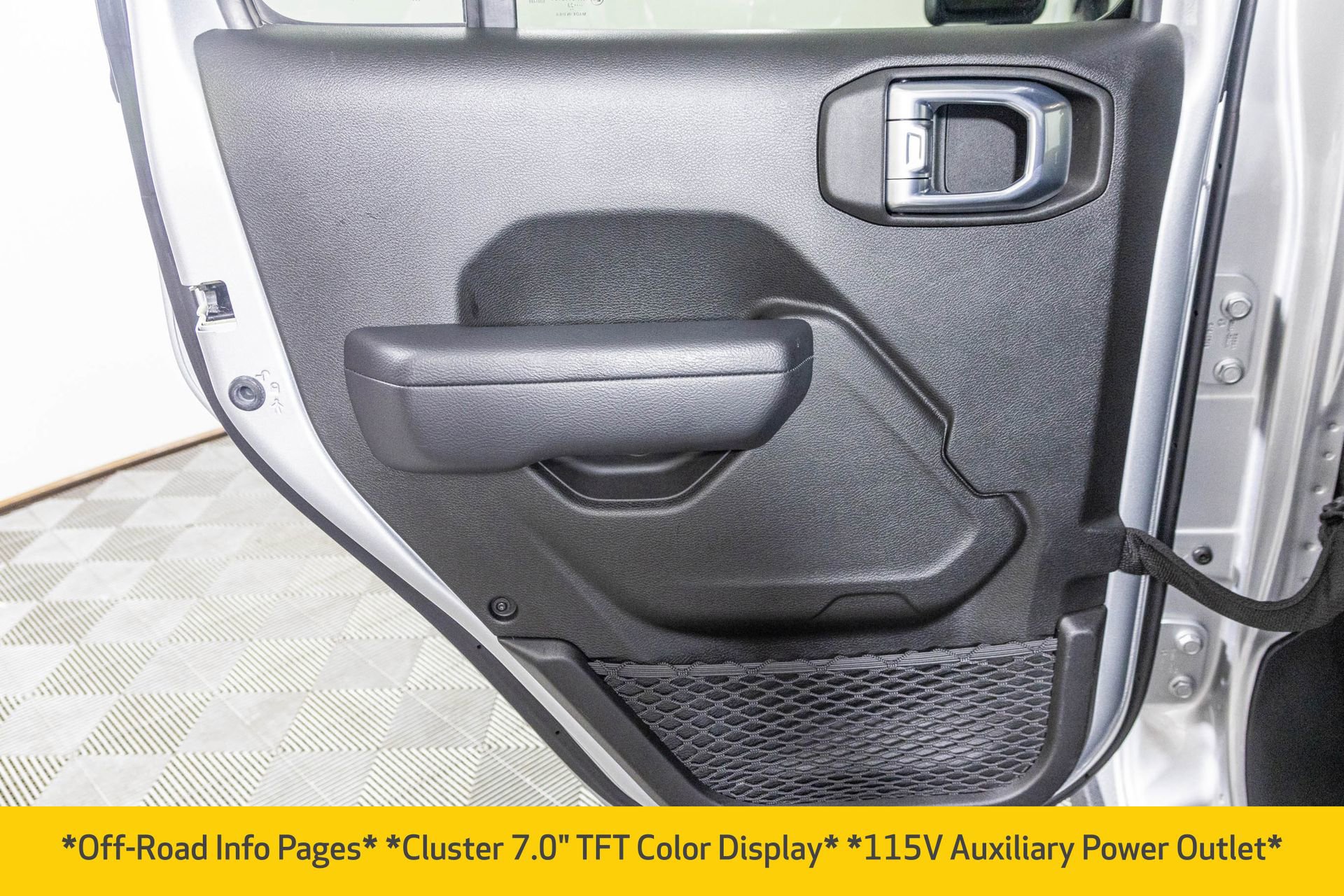 Used 2023 Jeep Gladiator Sport image 32