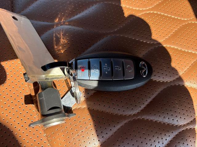 Certified 2024 INFINITI QX80 Sensory AWD/4WD image 29