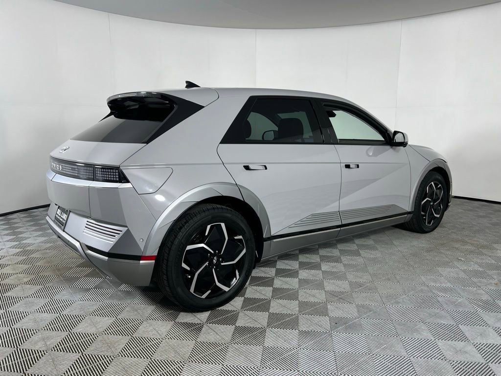 Used 2023 Hyundai Ioniq 5 Limited w/ Cargo Package image 7