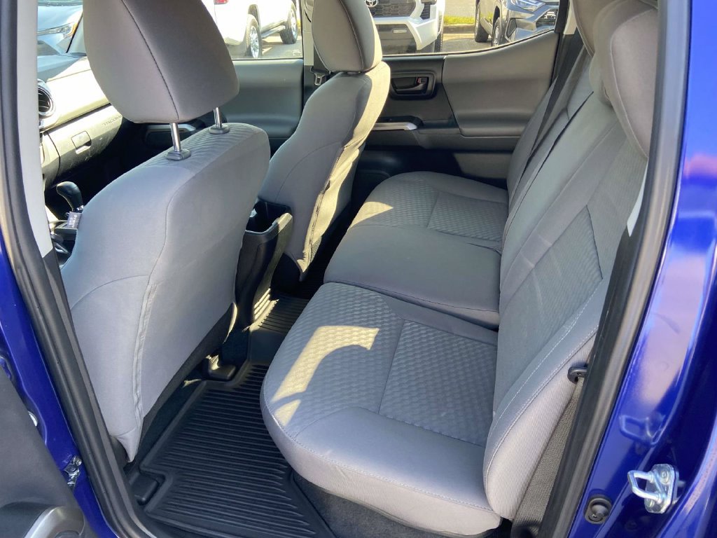 Used 2023 Toyota Tacoma SR5 RWD image 17
