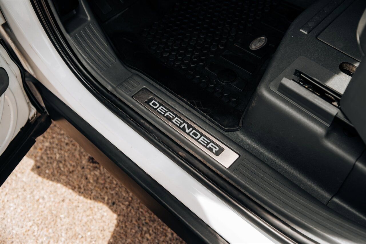 Used 2022 Land Rover Defender 110 X-Dynamic HSE image 22