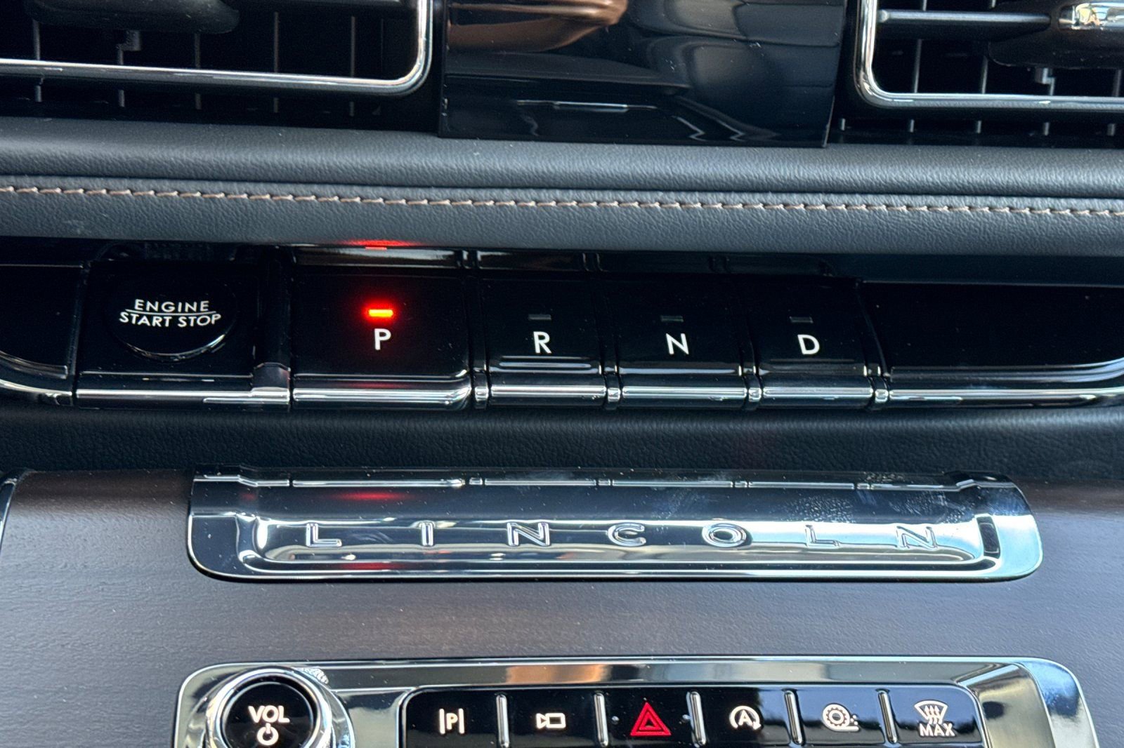 New 2025 Lincoln Aviator Reserve w/ Luxury Package image 22