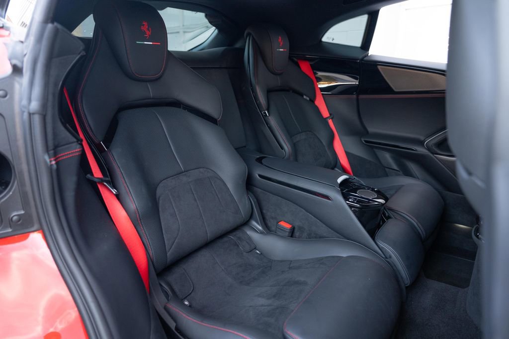 Certified 2025 Ferrari Purosangue image 58