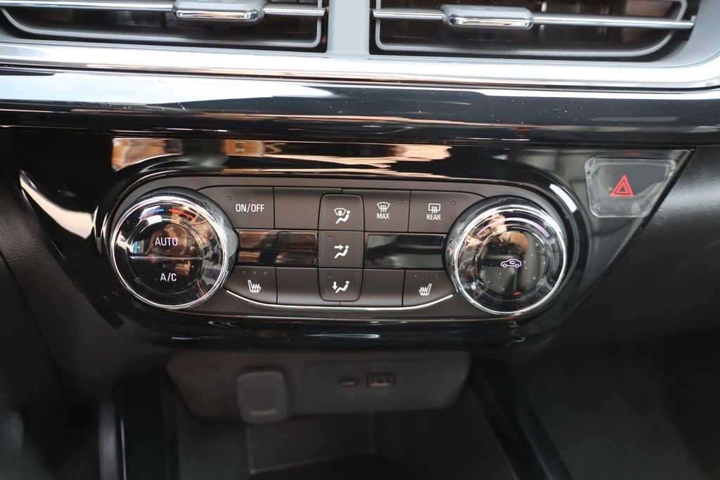 New 2026 Chevrolet Trax RS image 19