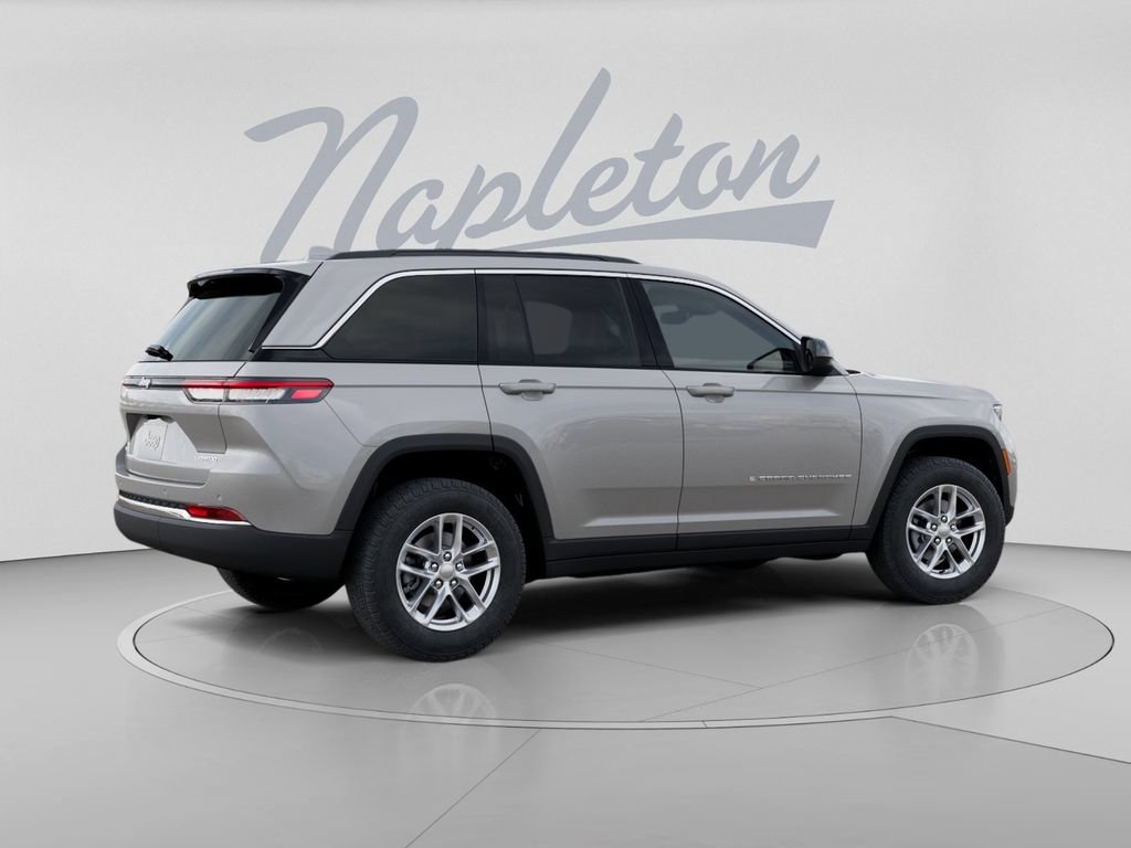 New 2026 Jeep Grand Cherokee Laredo X AWD/4WD image 4