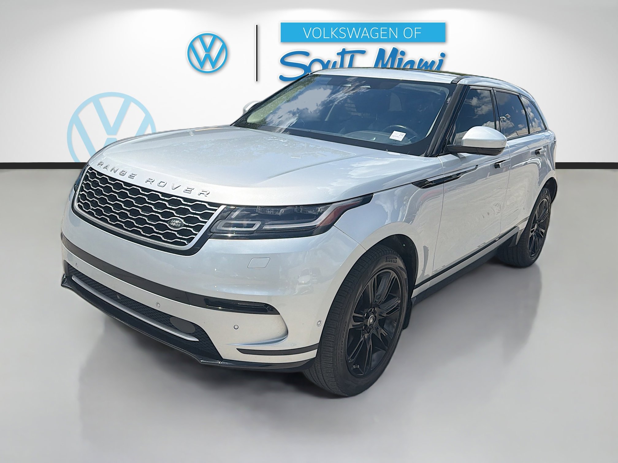 Used 2021 Land Rover Range Rover Velar S AWD/4WD image 3
